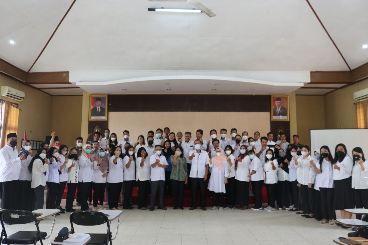 rapat-kerja-dan-pelepasan-pegawai-purnatugas