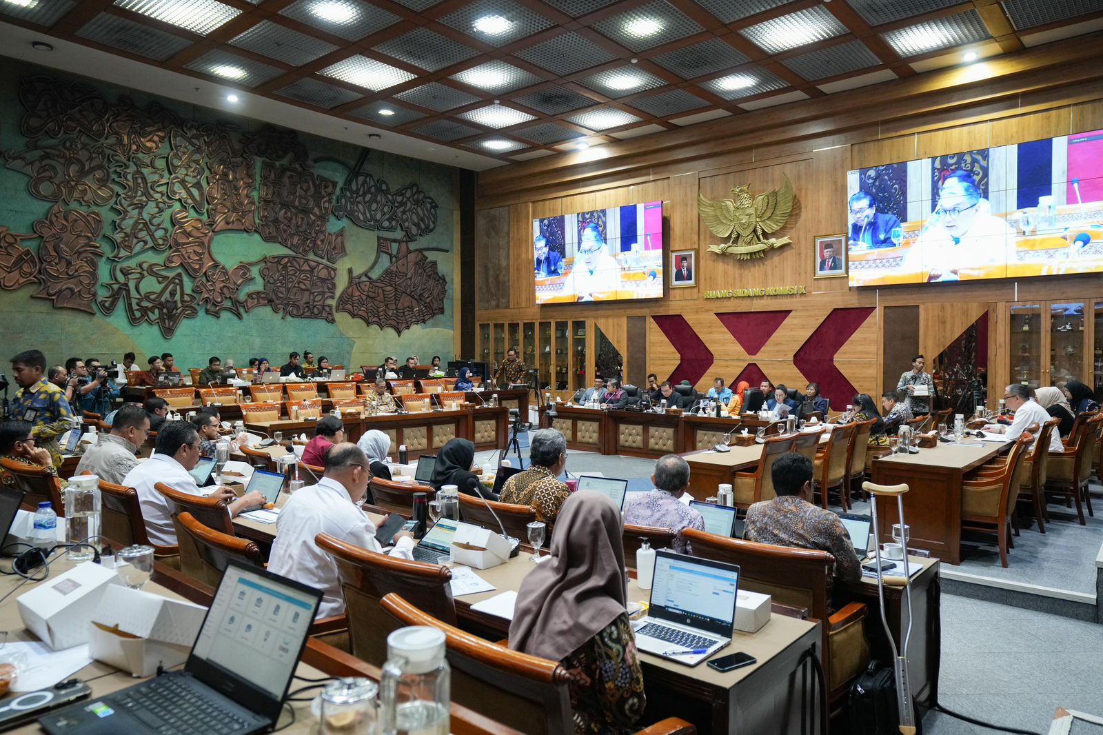 siaran-pers-komisi-x-dpr-ri-dukung-usulan-tambahan-anggaran-tahun-2025-bagi-kemendikbudristek
