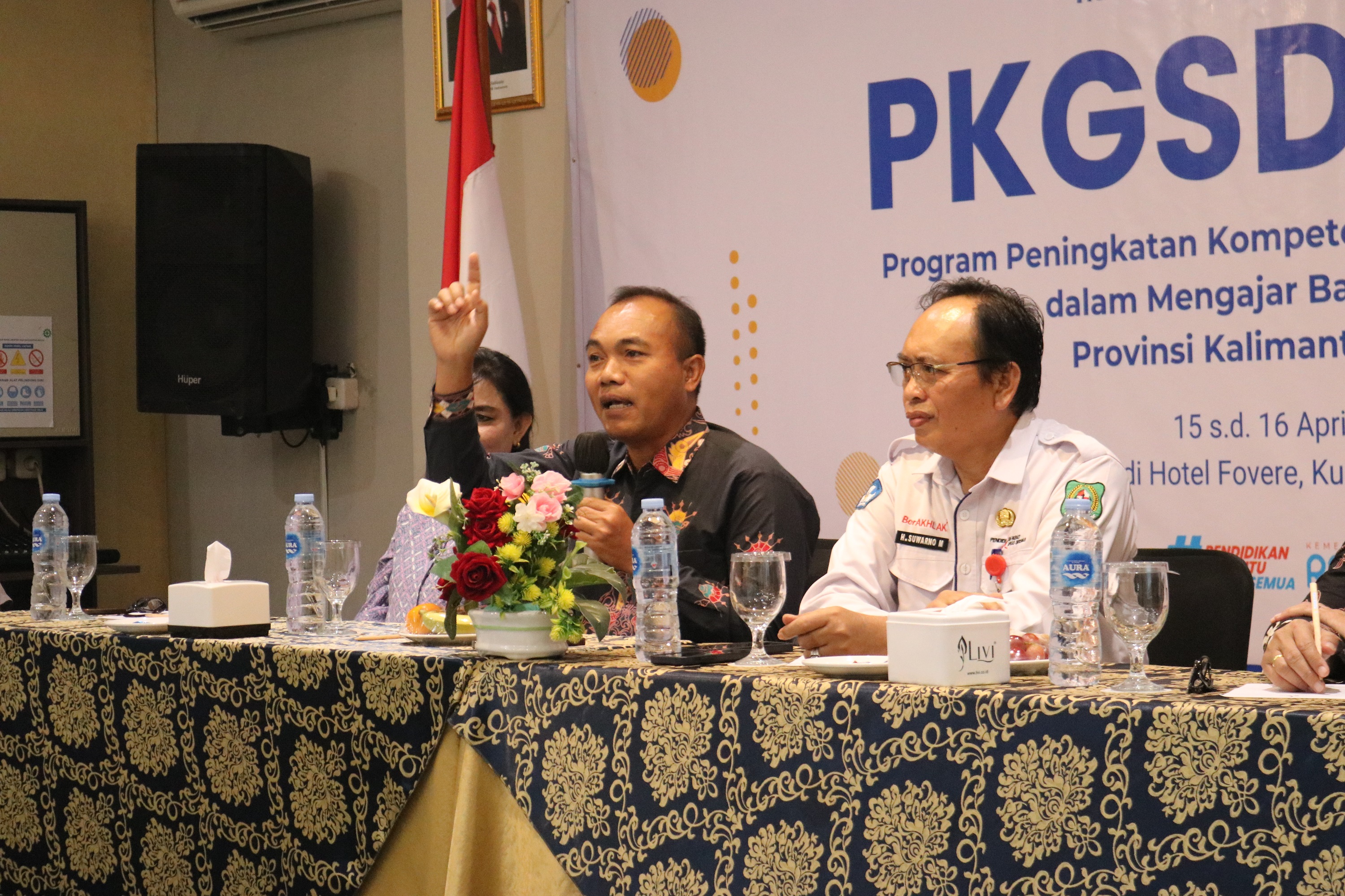 tingkatkan-kompetensi-pengajaran-bahasa-inggris-balai-gtk-kalteng-gelar-in-service-training-1-bagi-93-guru-sd-di-kapuas