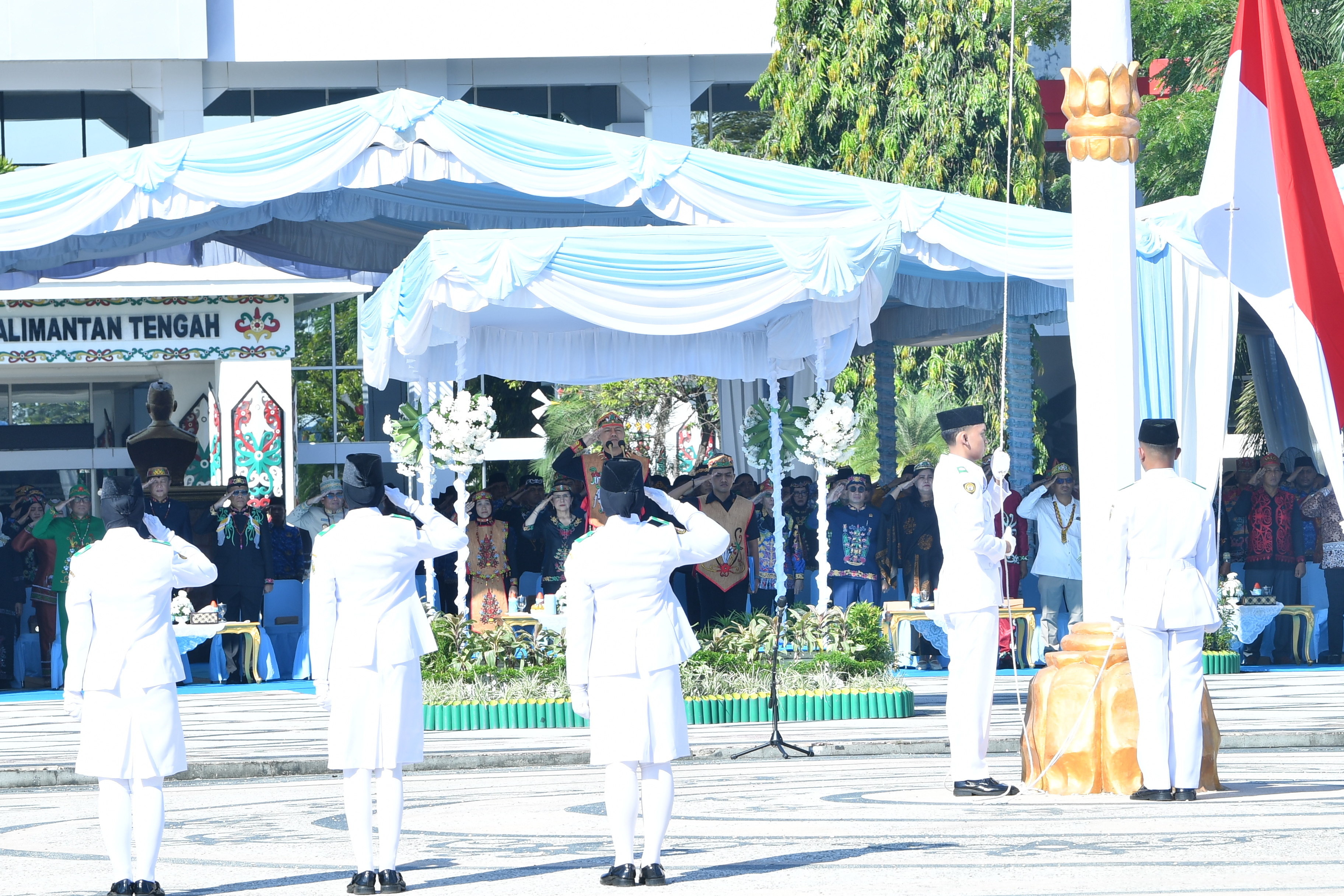 semarak-hardiknas-di-kalteng-satukan-pendidikan-lingkungan-dan-tata-kelola-daerah-bangun-peradaban